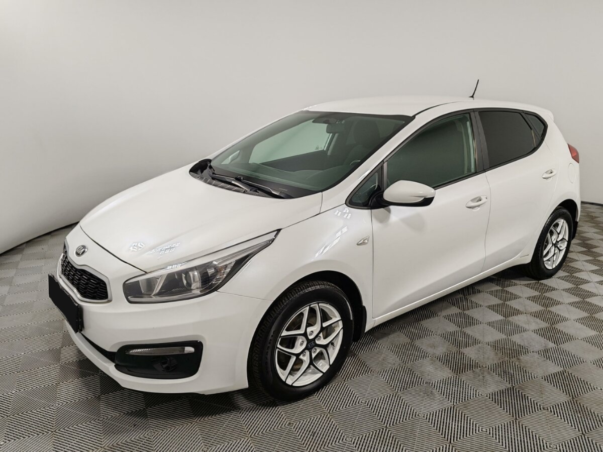 Kia Ceed II Рестайлинг, 2016, 2016 с пробегом 110 941 км Kia Ceed II Рестайлинг, 2016, 2016 с пробегом 110 941 км, цвет , цена - 757 250 руб., кузов -