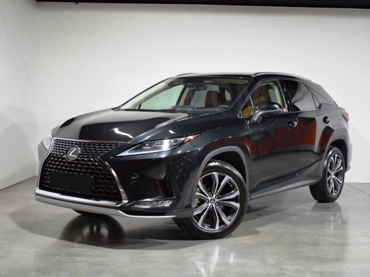 Lexus RX300, 4 поколение, рестайлинг, 2022 с пробегом 5 100 км Lexus RX300, 4 поколение, рестайлинг, 2022 с пробегом 5 100 км, цвет черный, цена - 3 352 800 руб., кузов -