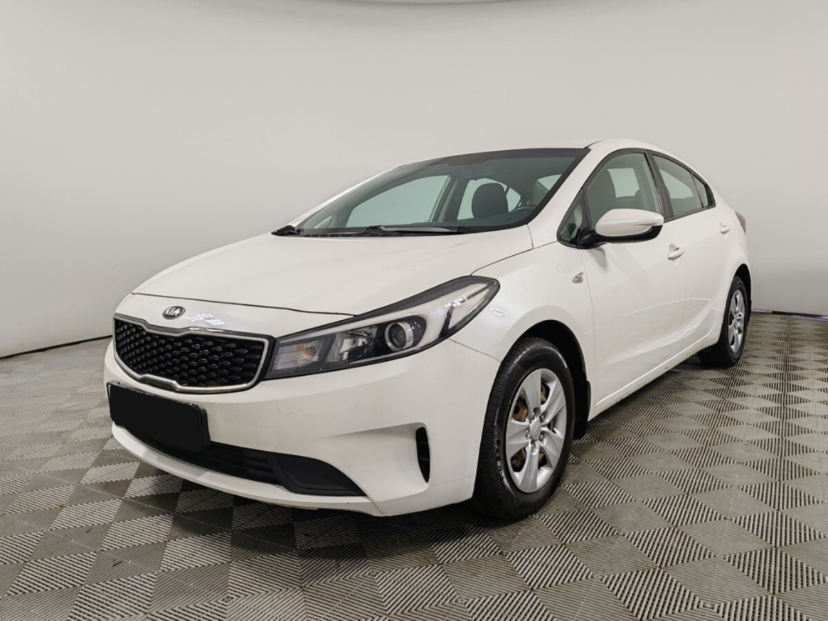 Kia Cerato III Рестайлинг (Classic), 2019, 2019 с пробегом 307 071 км Kia Cerato III Рестайлинг (Classic), 2019, 2019 с пробегом 307 071 км, цвет , цена - 578 500 руб., кузов -