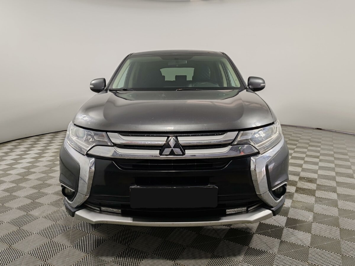 Mitsubishi Outlander III Рестайлинг 2, 2015, 2015 с пробегом 207 548 км Mitsubishi Outlander III Рестайлинг 2, 2015, 2015 с пробегом 207 548 км, цвет , цена - 812 500 руб., кузов -