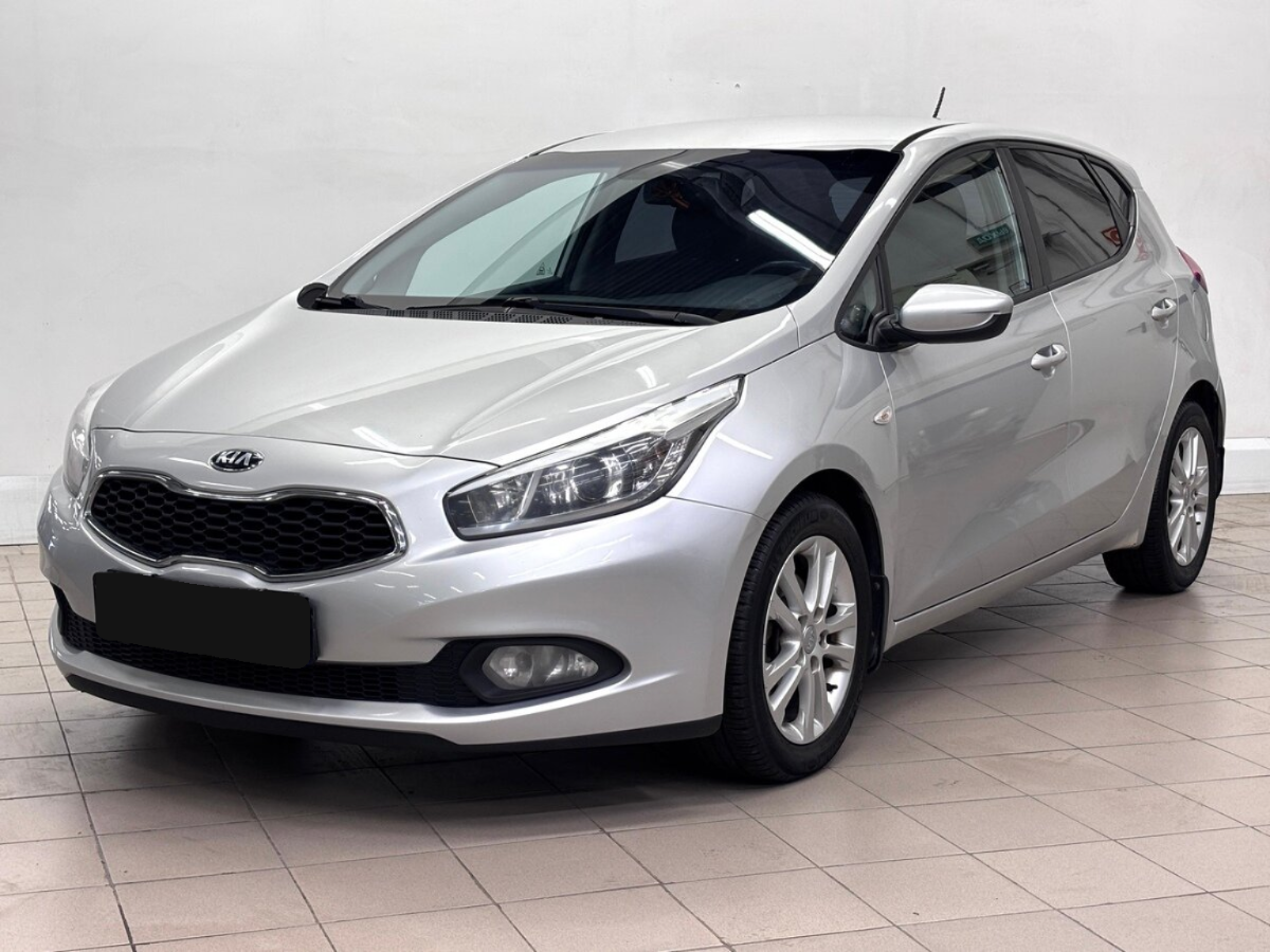 Kia Ceed II, 2012
