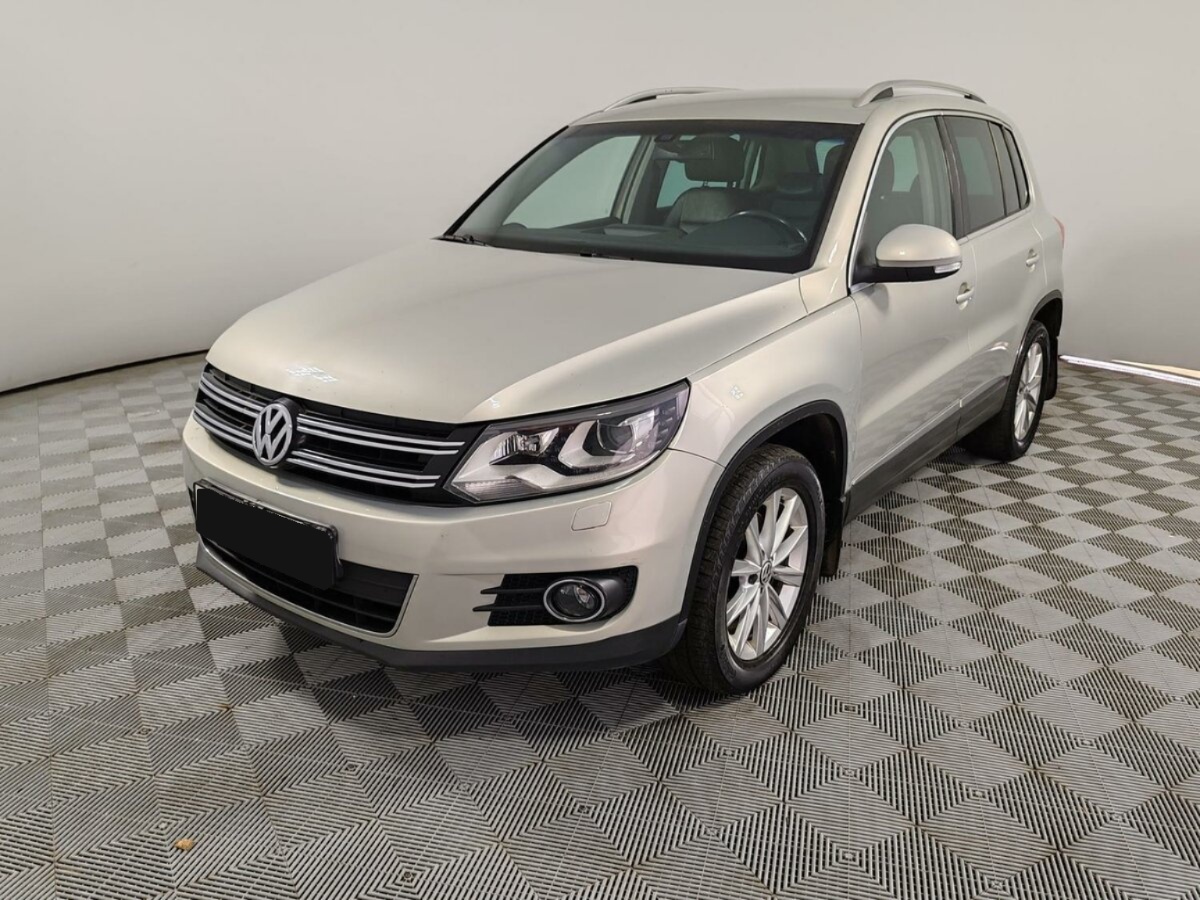 Volkswagen Tiguan I Рестайлинг, 2012, 2012 с пробегом 250 765 км Volkswagen Tiguan I Рестайлинг, 2012, 2012 с пробегом 250 765 км, цвет , цена - 695 500 руб., кузов -