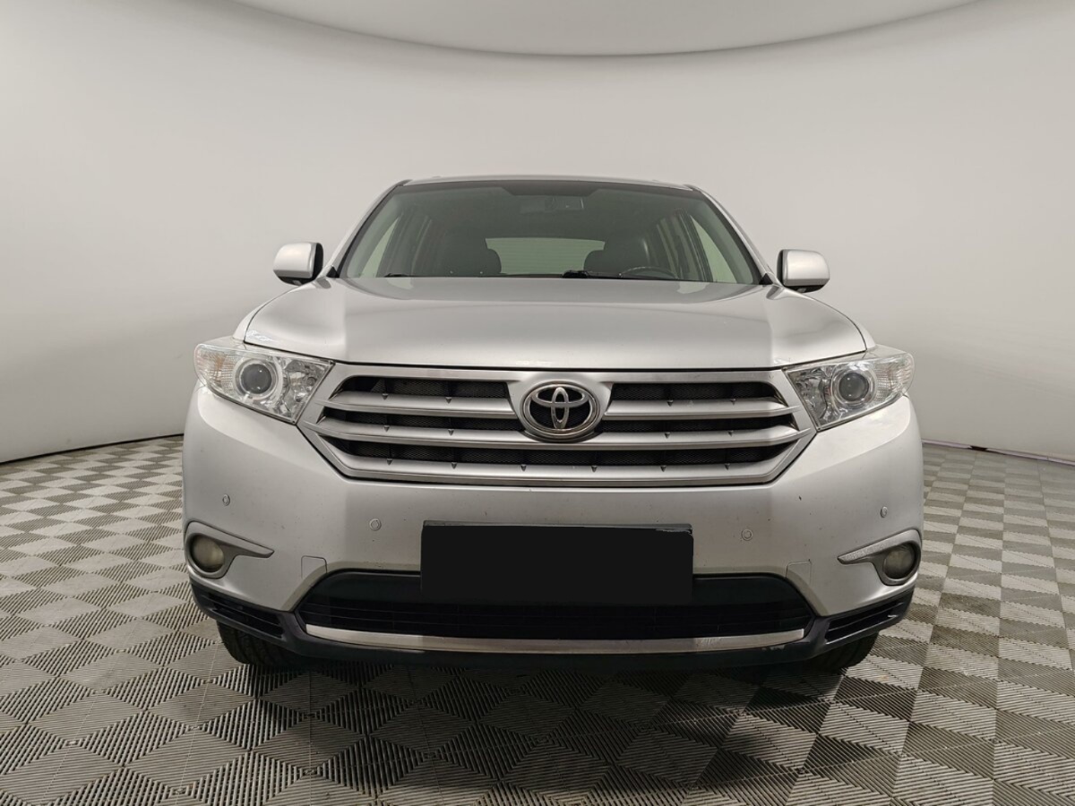Toyota Highlander II (U40) Рестайлинг, 2013, 2013 с пробегом 311 542 км Toyota Highlander II (U40) Рестайлинг, 2013, 2013 с пробегом 311 542 км, цвет , цена - 1 157 000 руб., кузов -