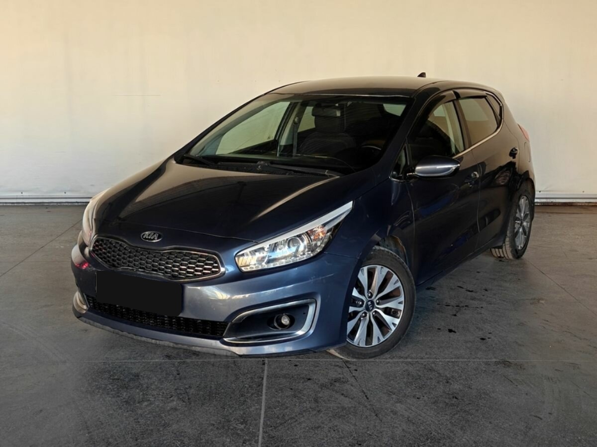 Kia Ceed II Рестайлинг, 2018, 2018 с пробегом 181 145 км Kia Ceed II Рестайлинг, 2018, 2018 с пробегом 181 145 км, цвет , цена - 818 350 руб., кузов -