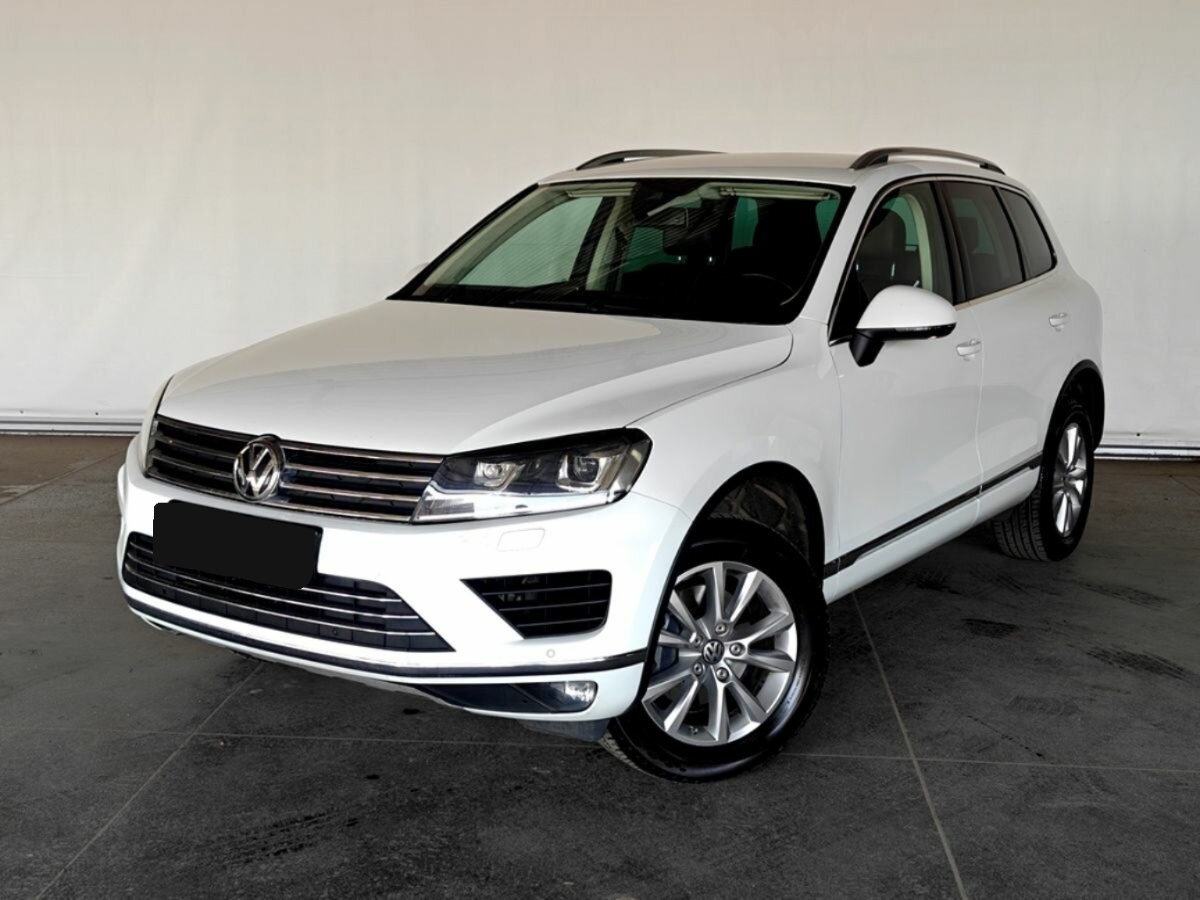 Volkswagen Touareg II Рестайлинг, 2015, 2015 с пробегом 112 600 км Volkswagen Touareg II Рестайлинг, 2015, 2015 с пробегом 112 600 км, цвет , цена - 2 320 000 руб., кузов -