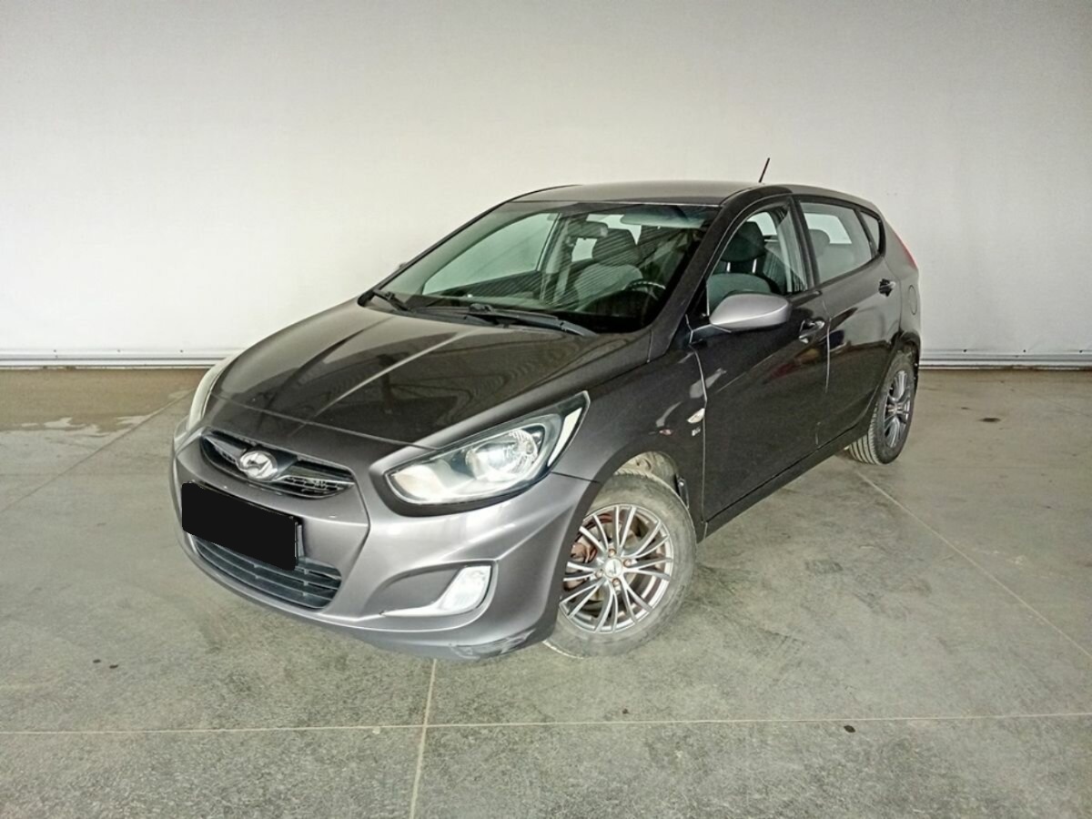 Hyundai Solaris I, 2013, 2013 с пробегом 105 450 км Hyundai Solaris I, 2013, 2013 с пробегом 105 450 км, цвет , цена - 585 000 руб., кузов -