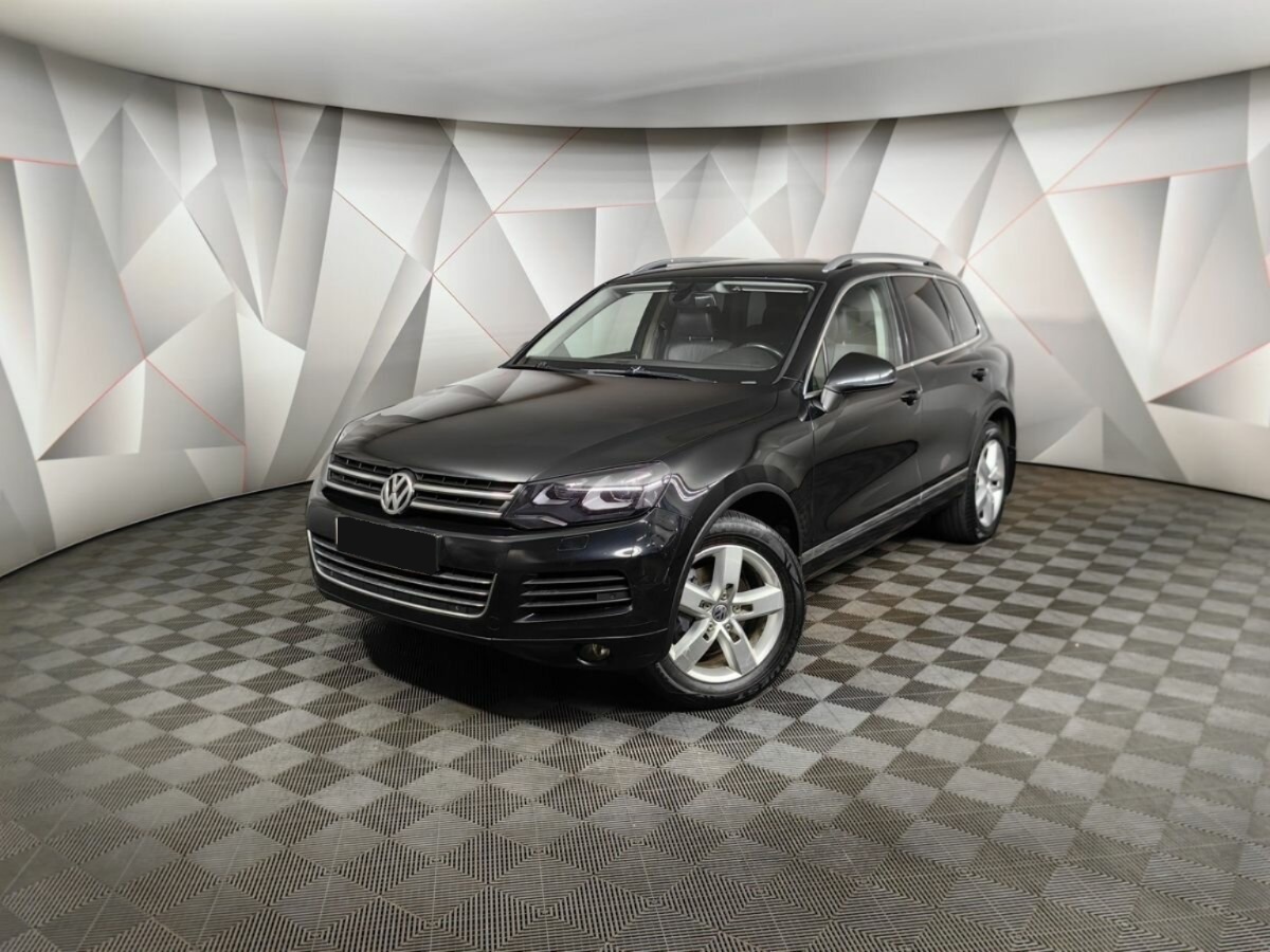 Volkswagen Touareg II, 2012, 2012 с пробегом 198 601 км Volkswagen Touareg II, 2012, 2012 с пробегом 198 601 км, цвет , цена - 1 391 200 руб., кузов -