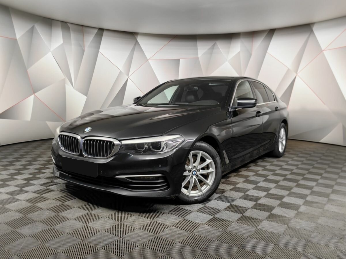 BMW 5 серии 520d xDrive VII (G30/G31), 2019, 2019 с пробегом 259 310 км BMW 5 серии 520d xDrive VII (G30/G31), 2019, 2019 с пробегом 259 310 км, цвет , цена - 1 429 350 руб., кузов -