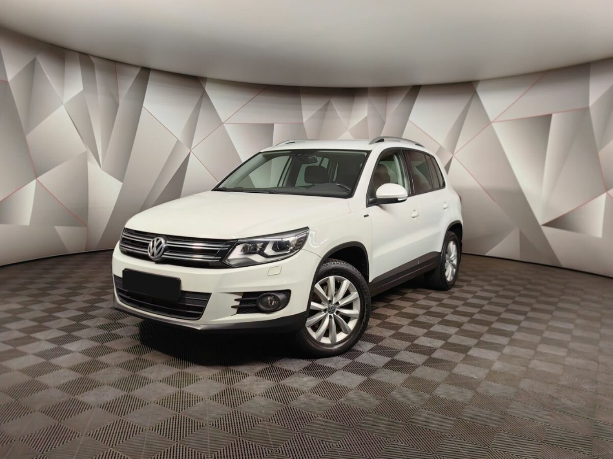 Volkswagen Tiguan I Рестайлинг, 2016, 2016 с пробегом 113 025 км Volkswagen Tiguan I Рестайлинг, 2016, 2016 с пробегом 113 025 км, цвет , цена - 945 750 руб., кузов -