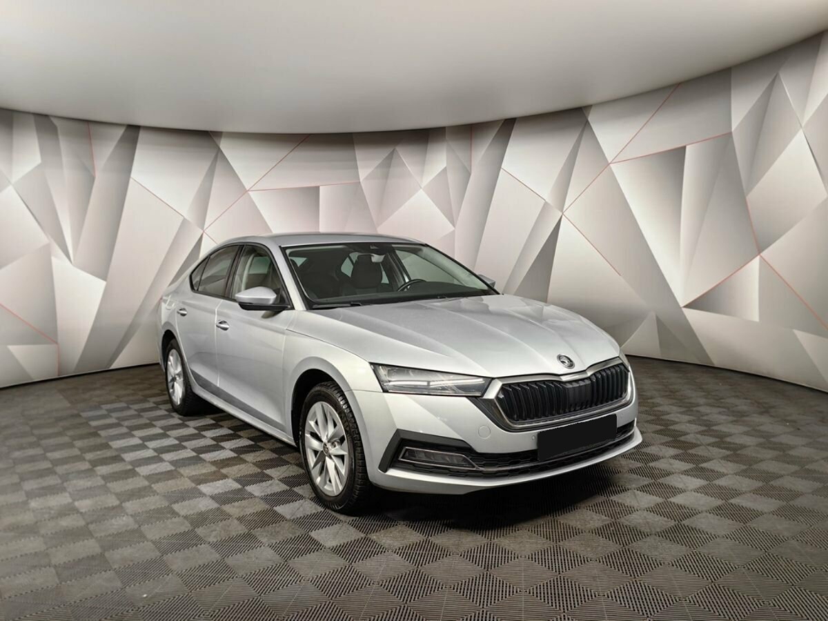 Skoda Octavia IV (A8), 2020, 2020 с пробегом 56 640 км Skoda Octavia IV (A8), 2020, 2020 с пробегом 56 640 км, цвет , цена - 1 553 500 руб., кузов -