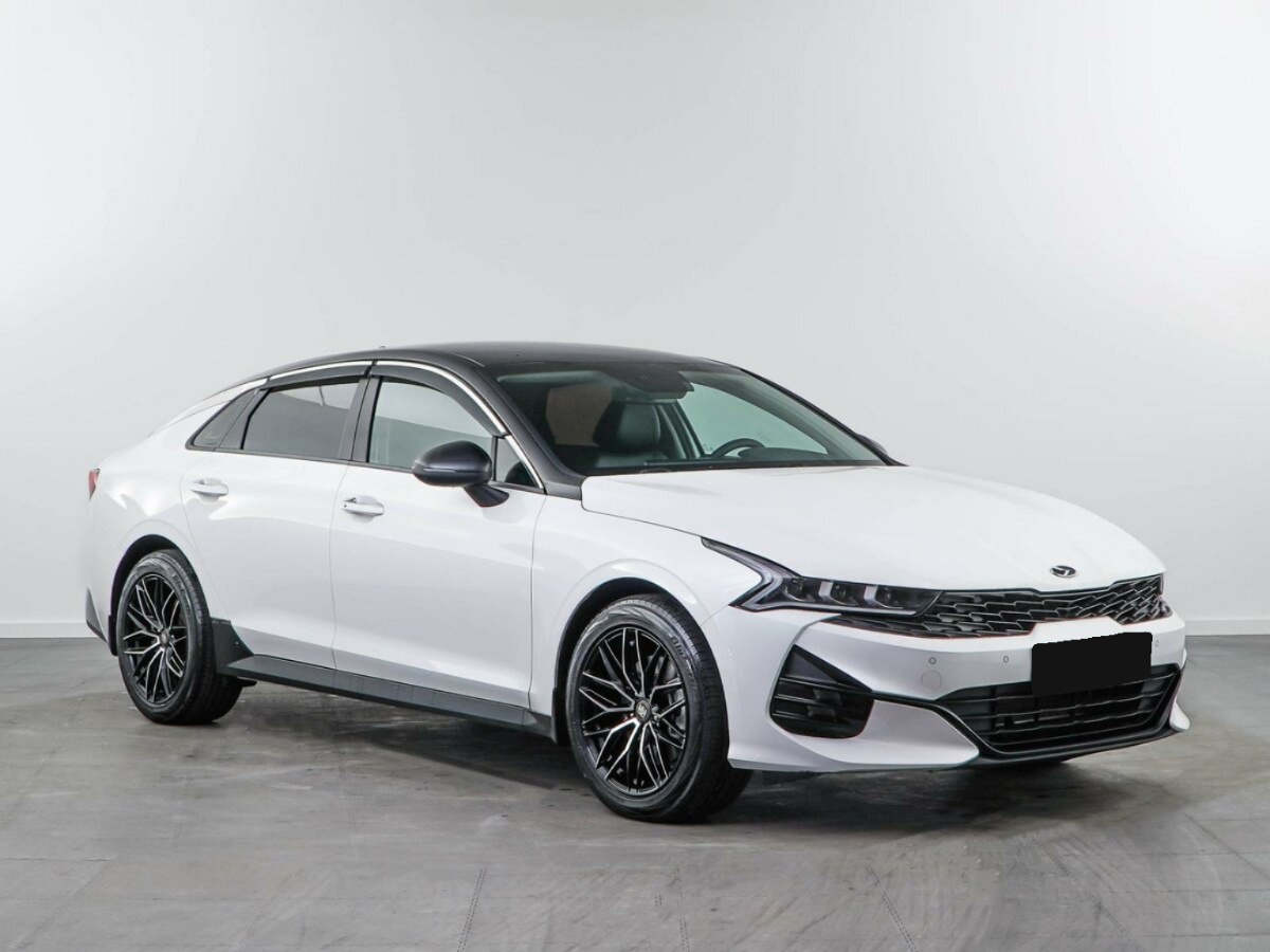 Kia K5 III, 2020, 2020 с пробегом 66 050 км Kia K5 III, 2020, 2020 с пробегом 66 050 км, цвет , цена - 1 786 265 руб., кузов -