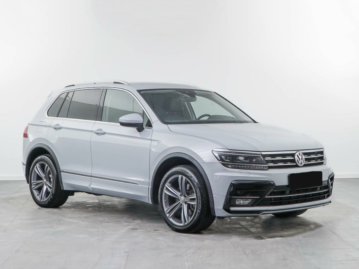 Volkswagen Tiguan II, 2019, 2019 с пробегом 112 829 км Volkswagen Tiguan II, 2019, 2019 с пробегом 112 829 км, цвет , цена - 1 942 901 руб., кузов -