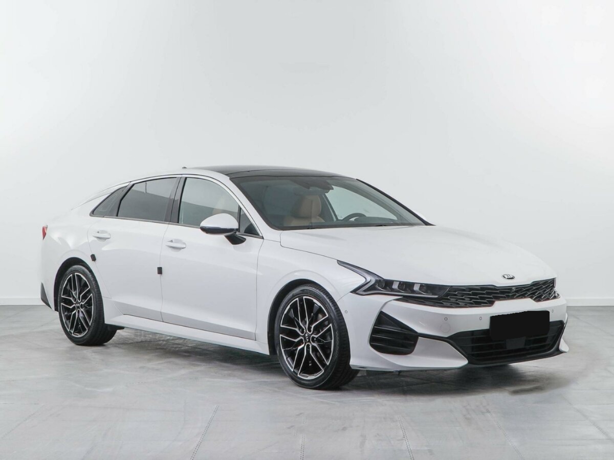 Kia K5 III, 2020, 2020 с пробегом 89 634 км Kia K5 III, 2020, 2020 с пробегом 89 634 км, цвет , цена - 1 817 647 руб., кузов -