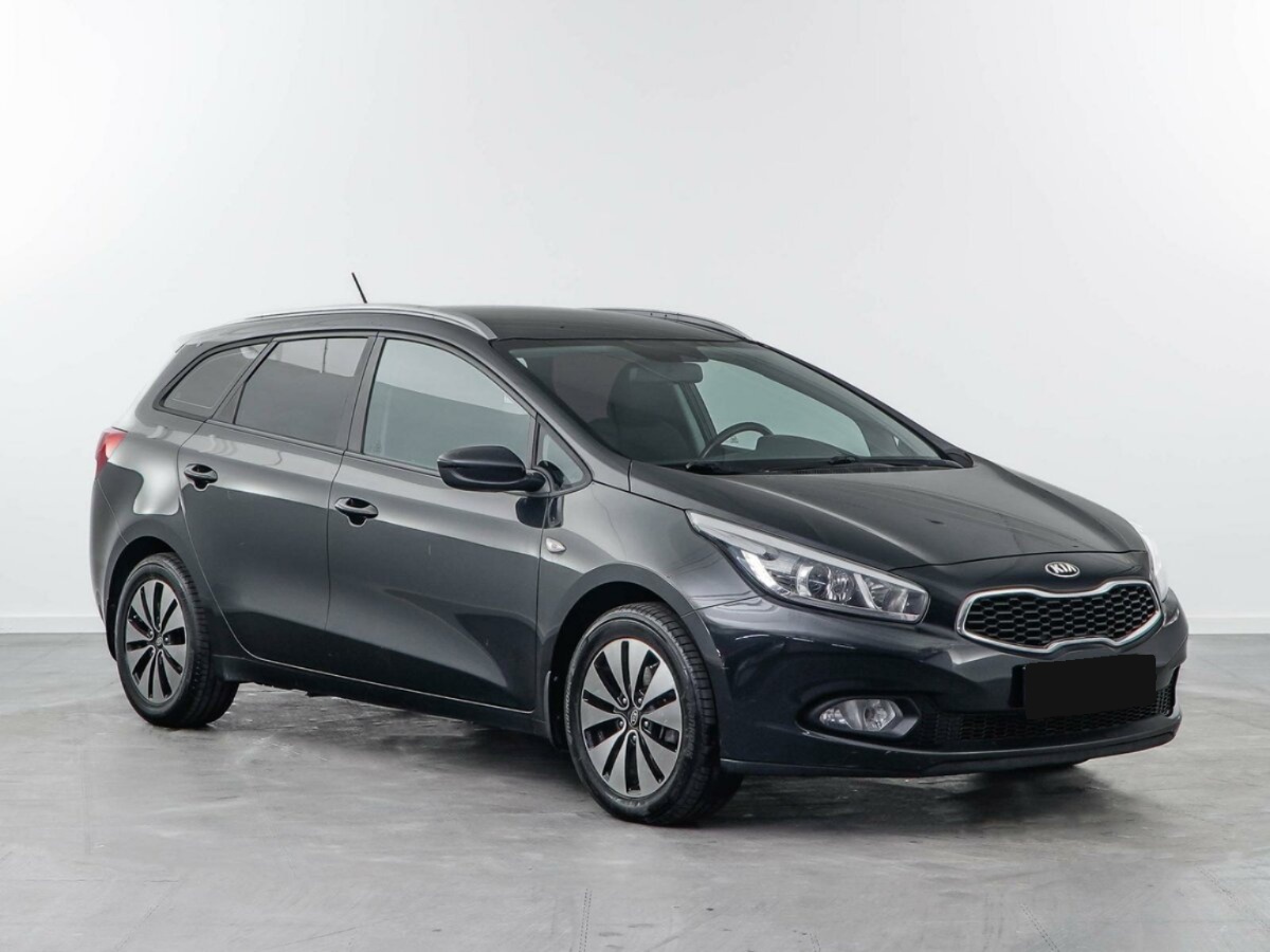 Kia Ceed II, 2014, 2014 с пробегом 39 650 км Kia Ceed II, 2014, 2014 с пробегом 39 650 км, цвет , цена - 1 038 989 руб., кузов -